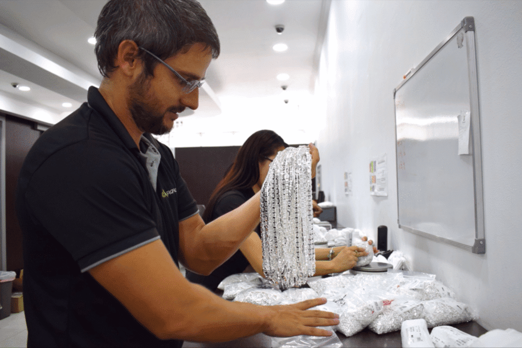 Argyros Inc es la empresa líder en la distribución de joyería en Plata 925 al por mayor en la Zona Libre de Colón, Panamá, con más de 40 años de experiencia en el mercado internacional.