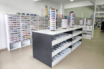 Discovery Optical Fachada en la Zona Libre de Colón, República de Panamá