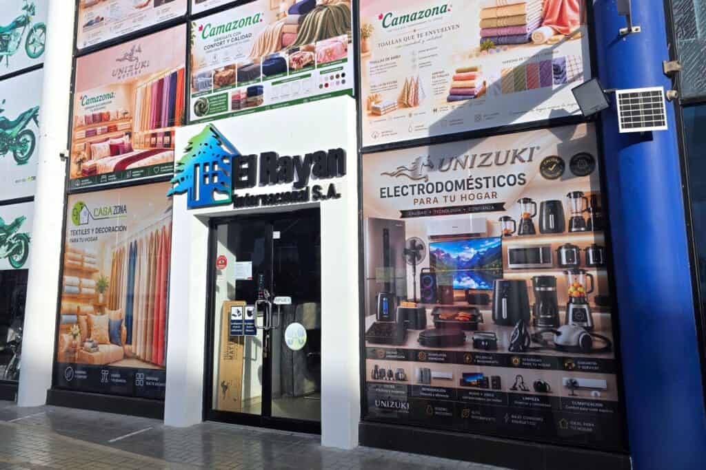 El Rayan Internacional showroom distribuidor de productos para el hogar en la zona libre de colon Panama